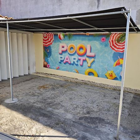 Отель Garage4Me Pool Opcional Эшмориш Экстерьер фото
